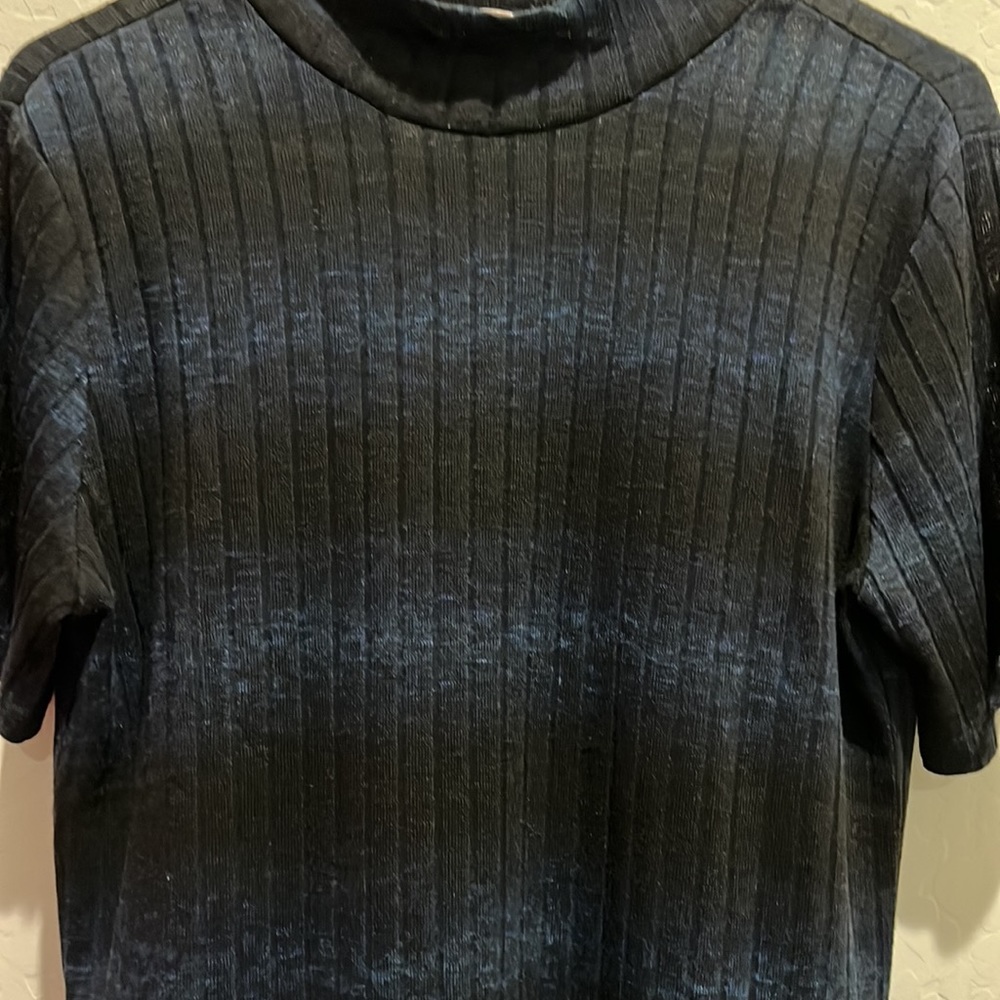 Philosophy Blue and Black Mock Neck Short Sleeve Shirt. Size Med